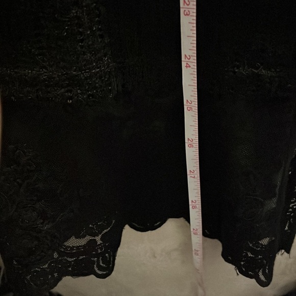 LC Lauren Conrad, black tunic, length top with side, ties and lace bottom, med - Picture 14 of 14